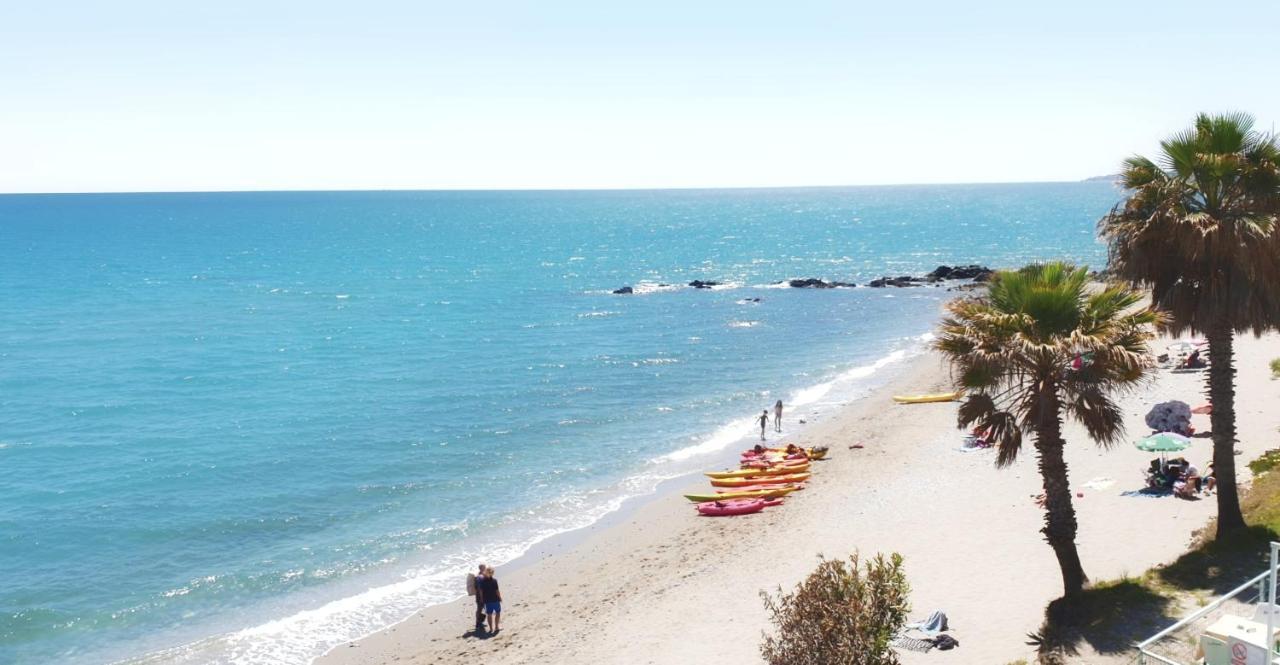 El Estudio De La Playa Benalbeach Holidays Deluxe Benalmádena Eksteriør bilde