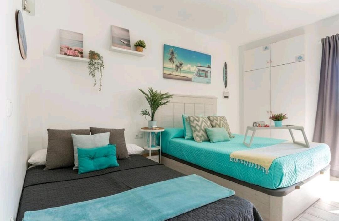 El Estudio De La Playa Benalbeach Holidays Deluxe Benalmádena Eksteriør bilde