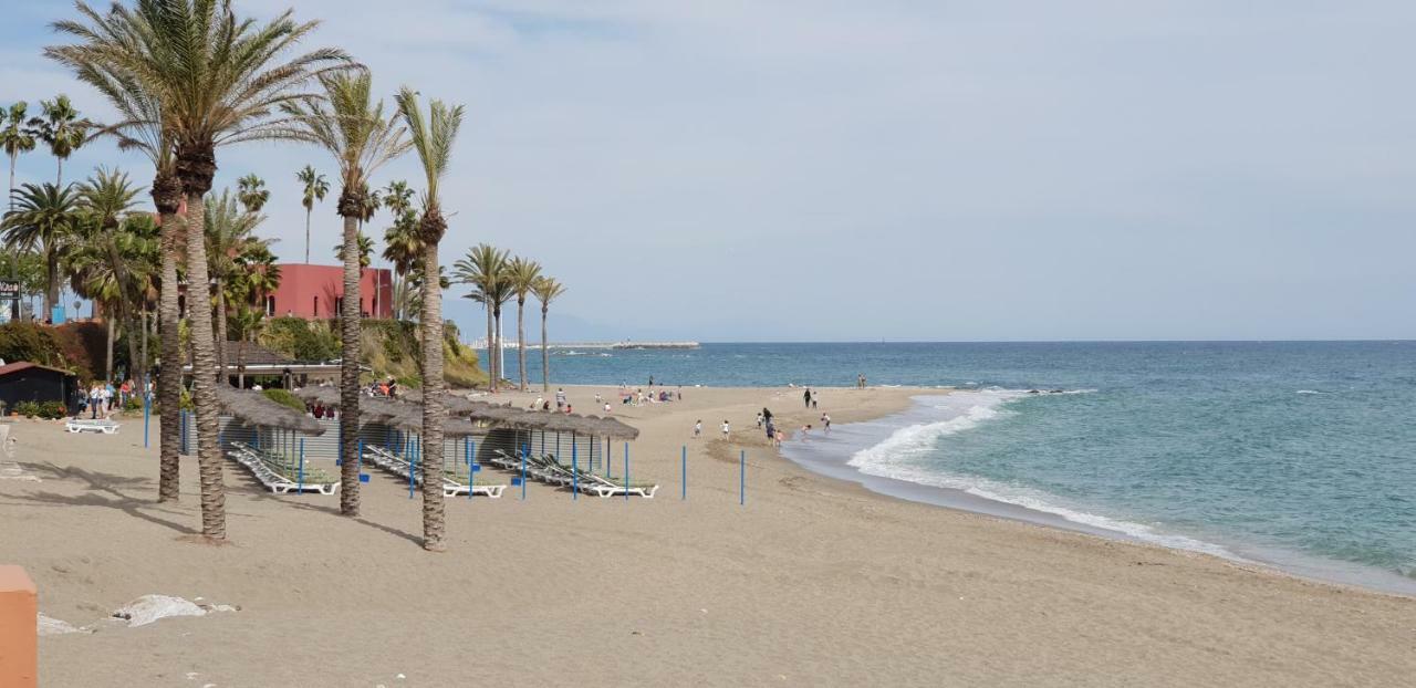 El Estudio De La Playa Benalbeach Holidays Deluxe Benalmádena Eksteriør bilde