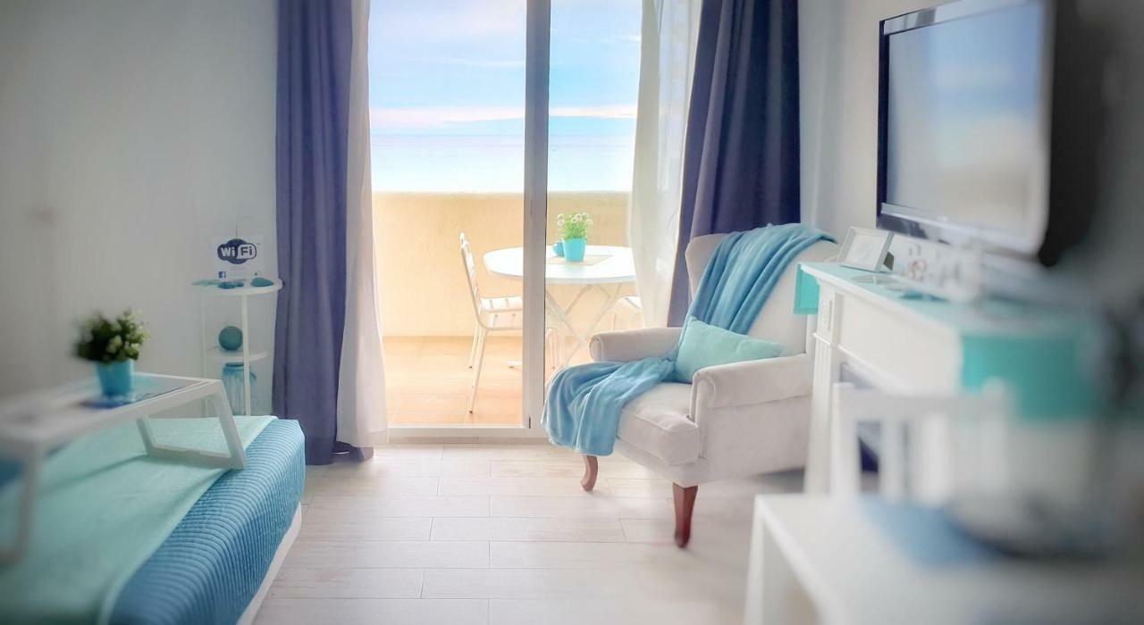 El Estudio De La Playa Benalbeach Holidays Deluxe Benalmádena Eksteriør bilde